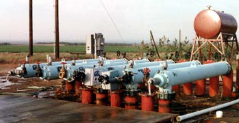 BIG Series filter bank installation showing multiple inline pressure filters configured in parallel for high-capacity filtration